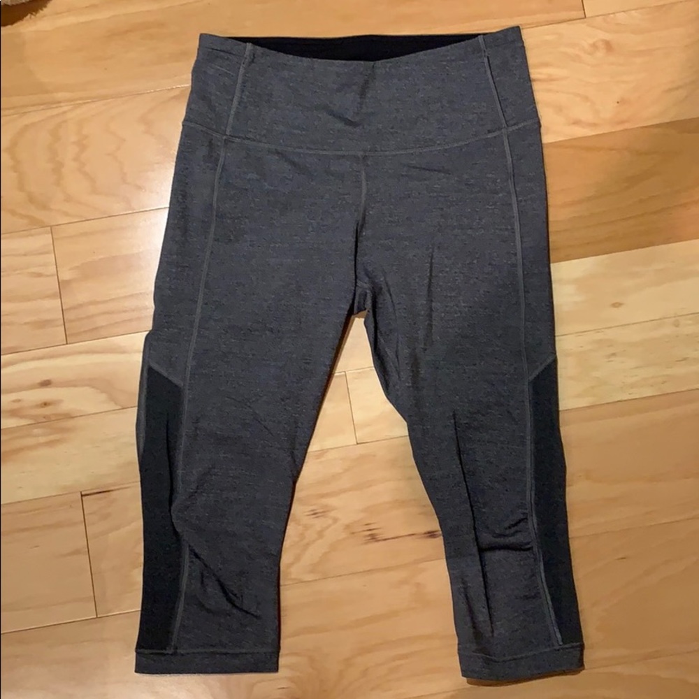 Never worn lululemon pants